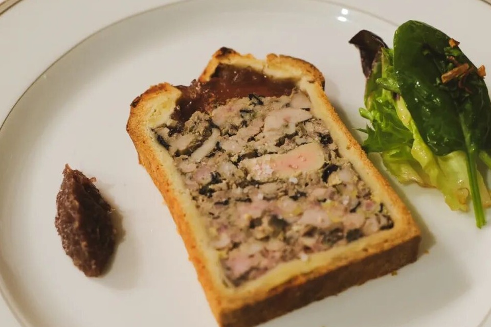 After Valentine’s Day, Here’s a Single-Friendly Food Travel Destination to Add to Your List