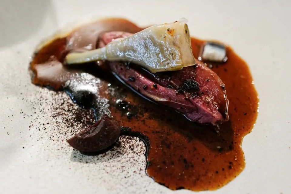 A Beautiful Farmhouse Restaurant Full of Everyday Warmth
