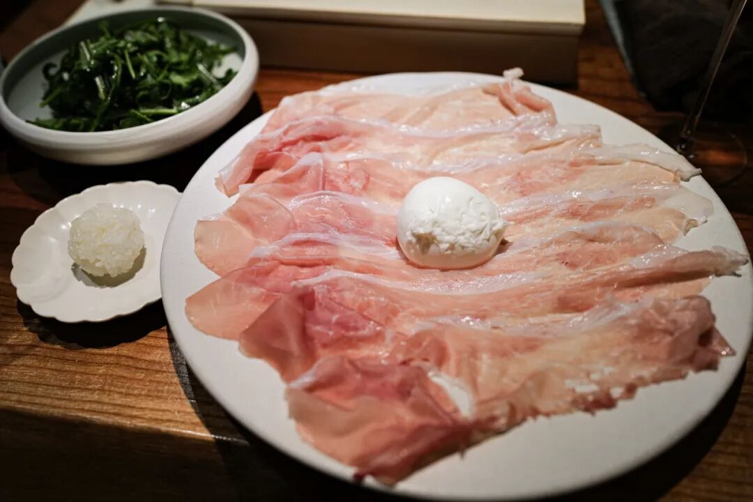 Osaka’s Silver Italian: Unlimited Ham, Pasta, Caviar